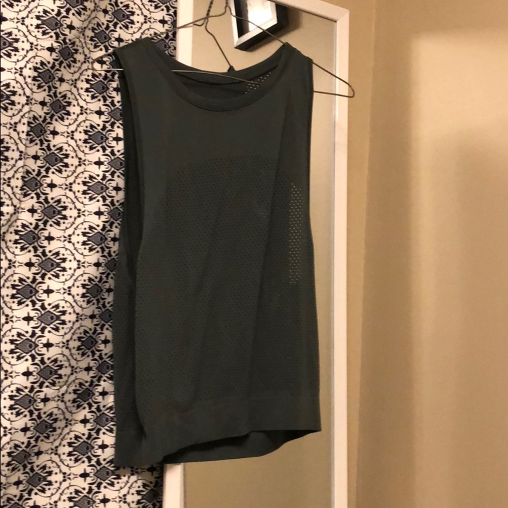 Lulu lemon tank 🍋